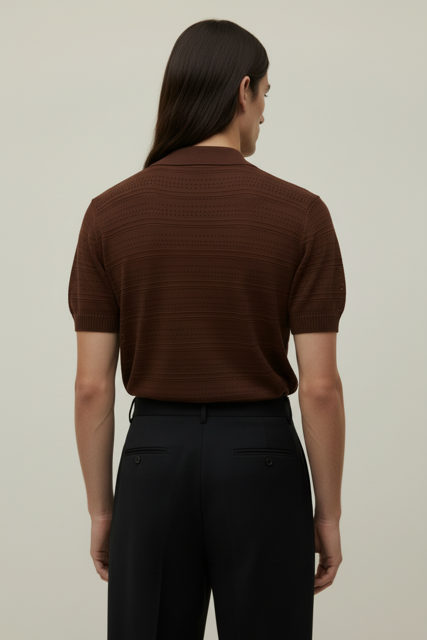 قميص بولو محبوك من كلوب ناينتي باللون الأسود والأبيض والبني 